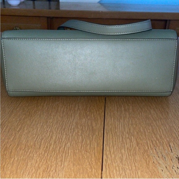 Michael Kors Green Tote and Pouch Set - Picture 12 of 14